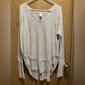 WE THE FREE LONG SLEEVE PULLOVER SWEATER SIZE MEDIUM